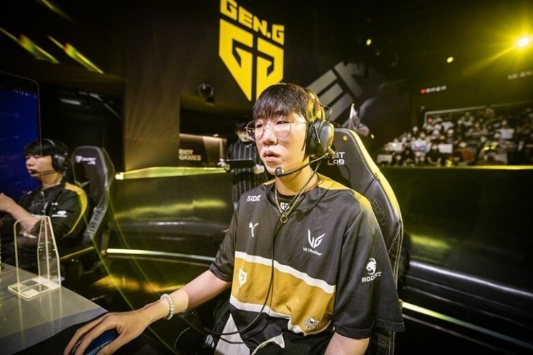 球队树立了 球队树立了